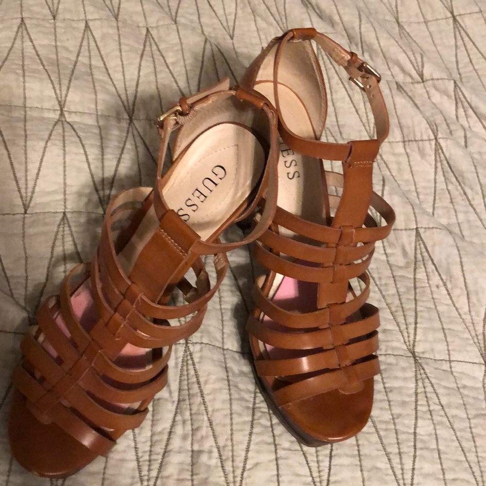 Platform heel